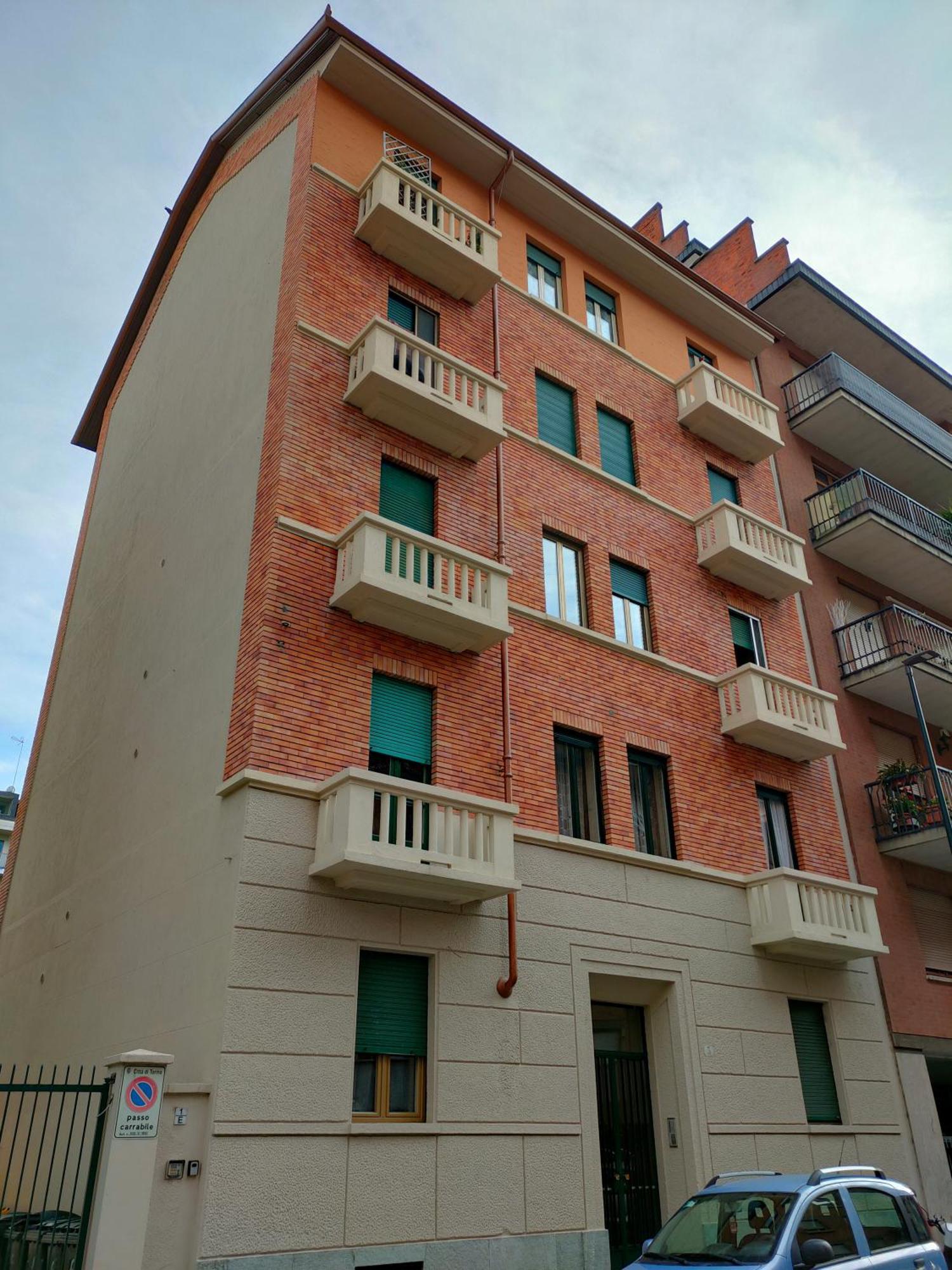 Elegant Smart With Free Parking Appartement Turijn